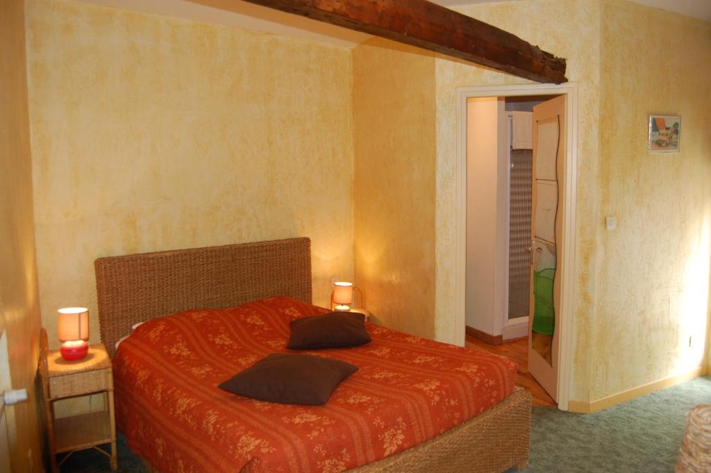 Auberge Du Bord Des Eaux - Demi-Pension Assuree Sur Reservation Saint-Amand-les-Eaux Værelse billede