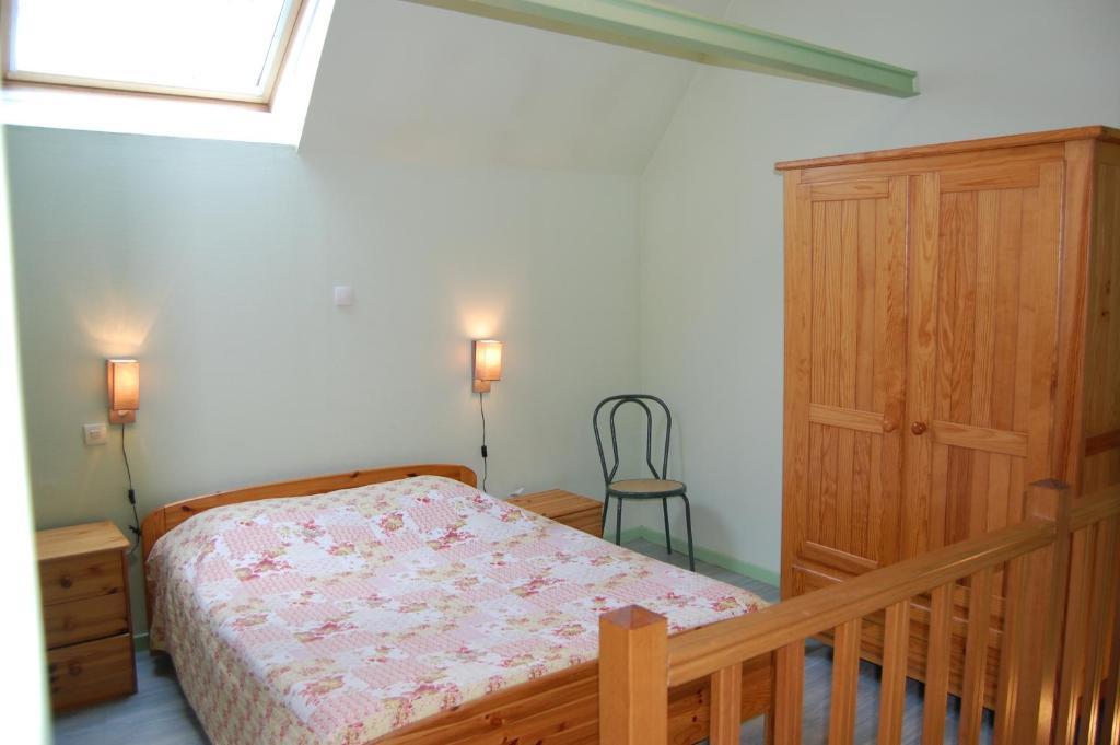 Auberge Du Bord Des Eaux - Demi-Pension Assuree Sur Reservation Saint-Amand-les-Eaux Værelse billede