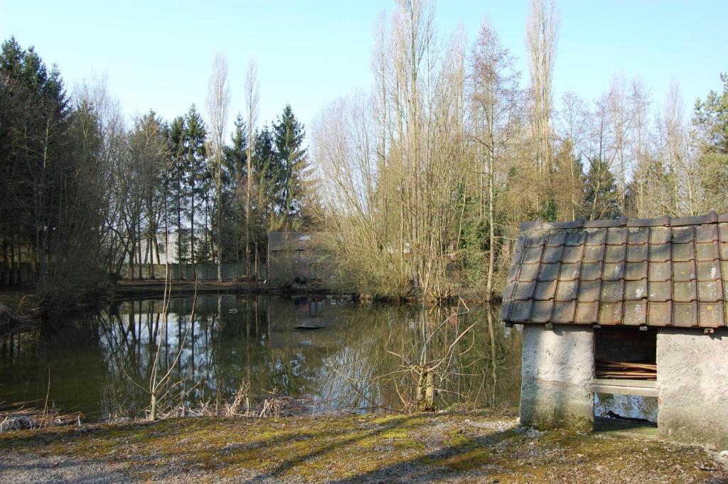 Auberge Du Bord Des Eaux - Demi-Pension Assuree Sur Reservation Saint-Amand-les-Eaux Eksteriør billede